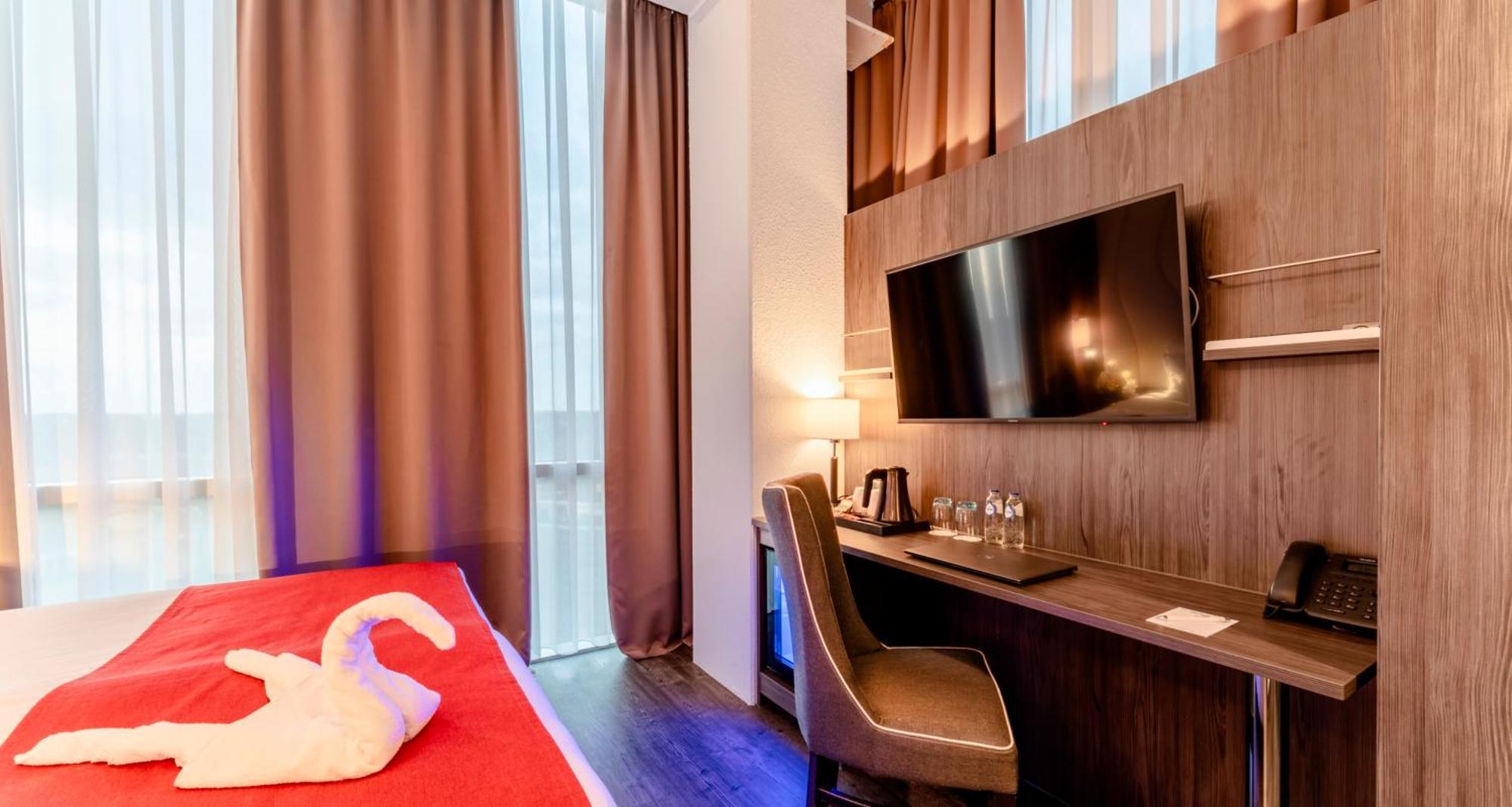 Plaza Premium Almere Bagian luar foto